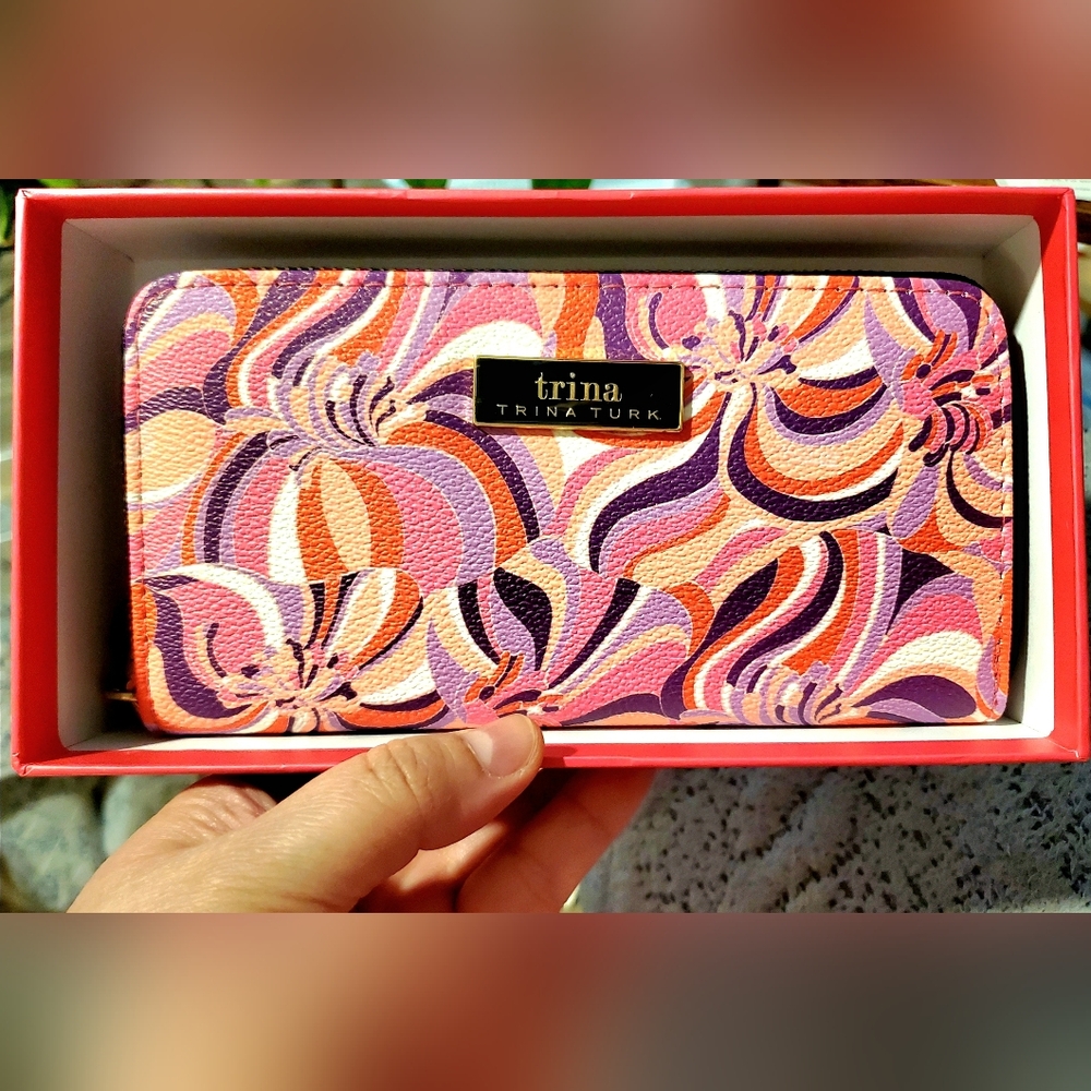 Trina Turk Sea Anemone Wallet